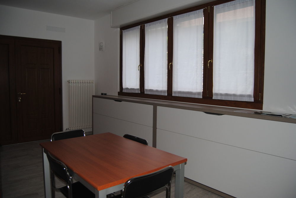 B&B Sosta Sul Lago Lezzeno Exterior photo